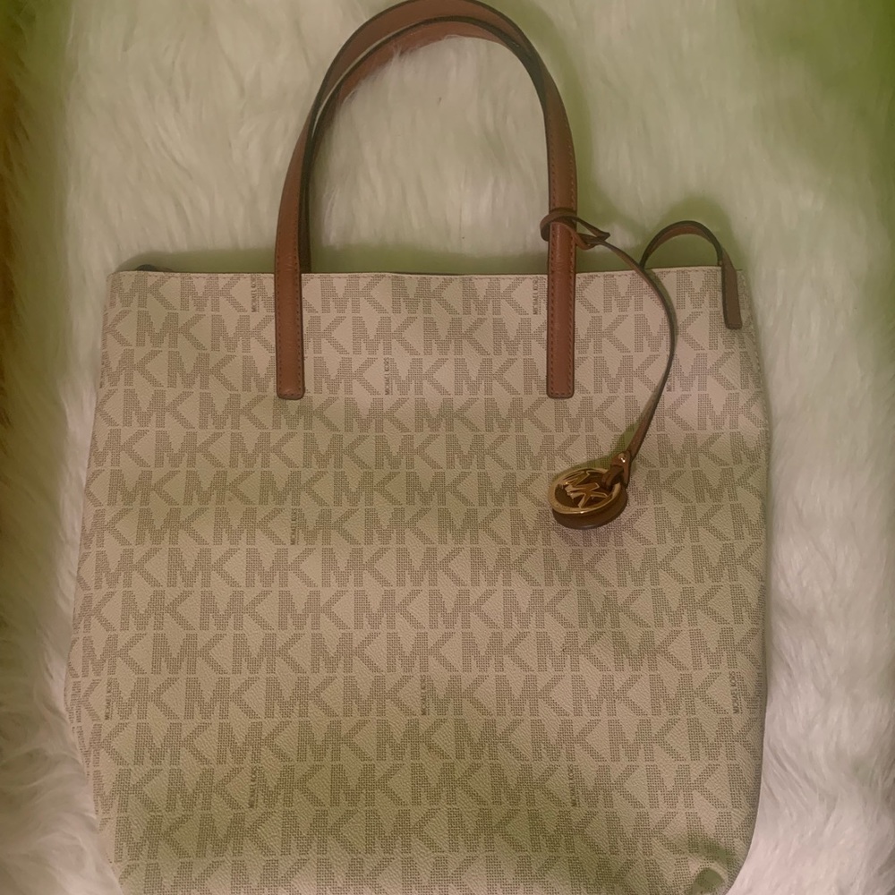 MK purse